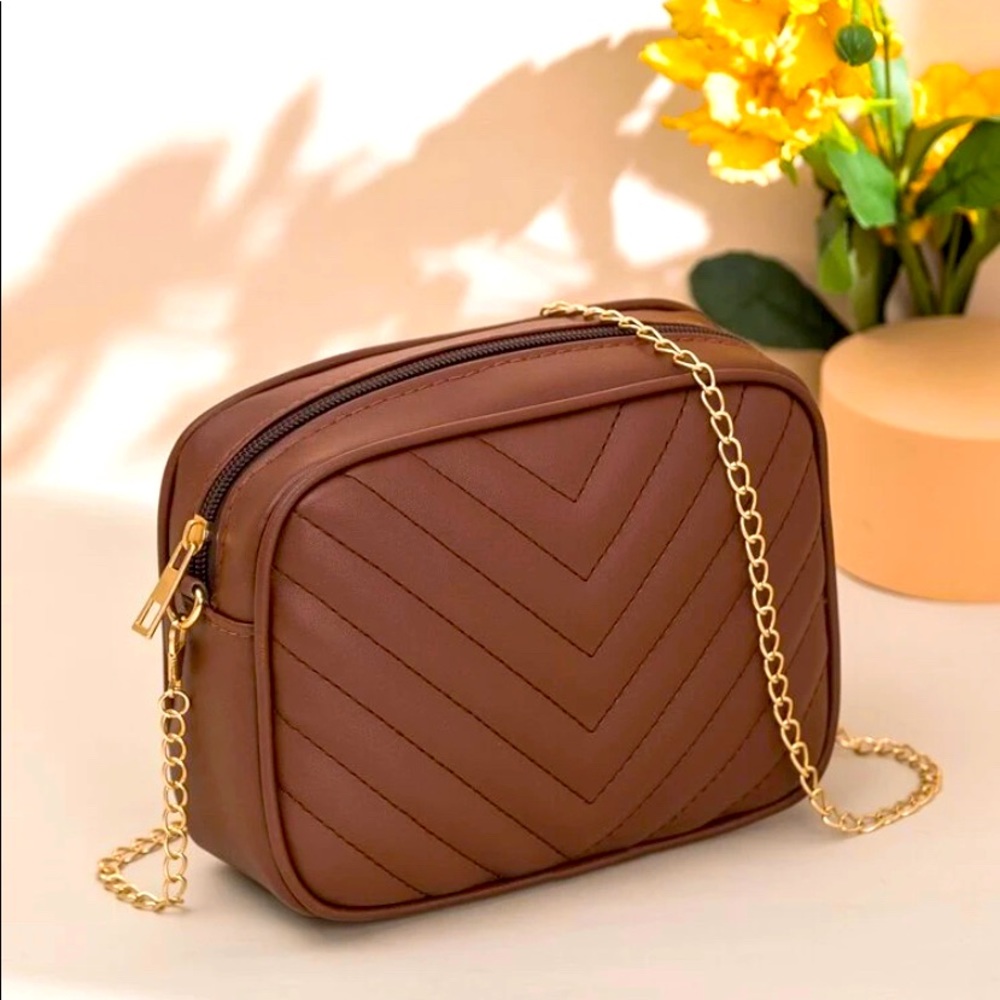 Brown Chainlink Purse🤎